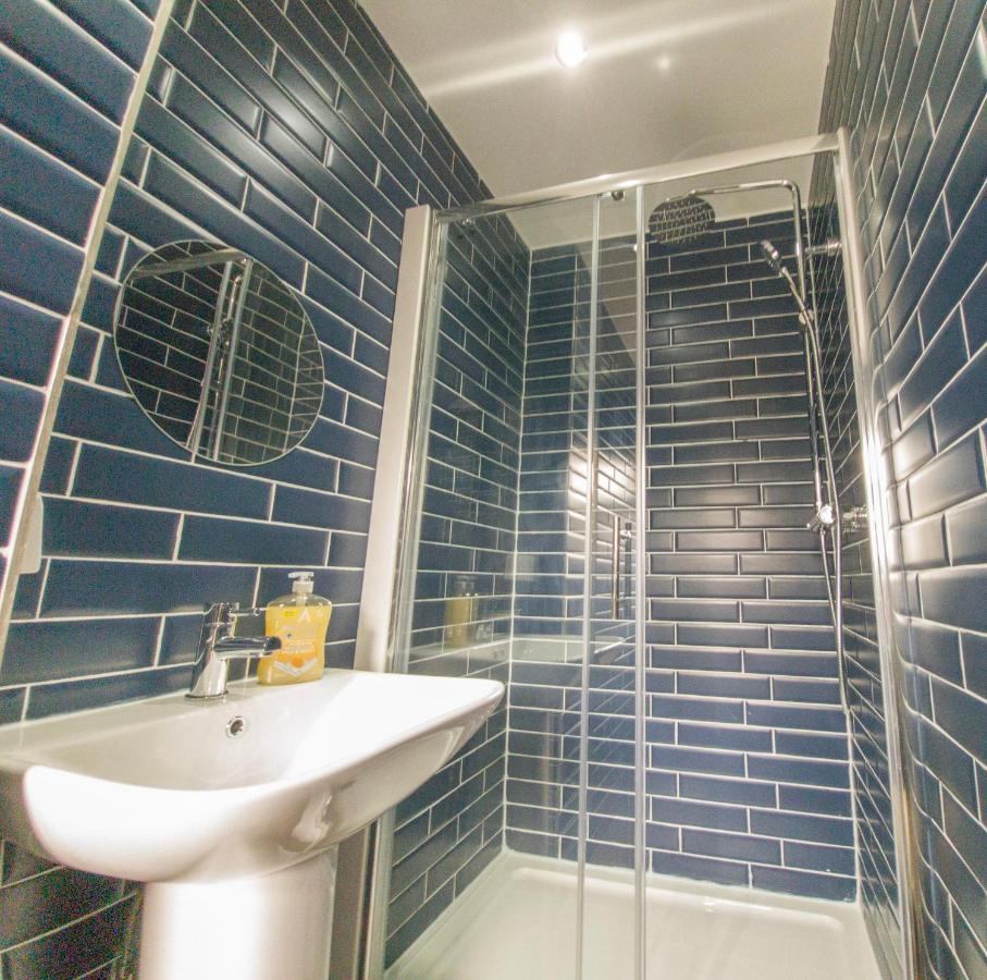 Principality Suites - Two Bed Apartment By Property Promise Кардиф Екстериор снимка