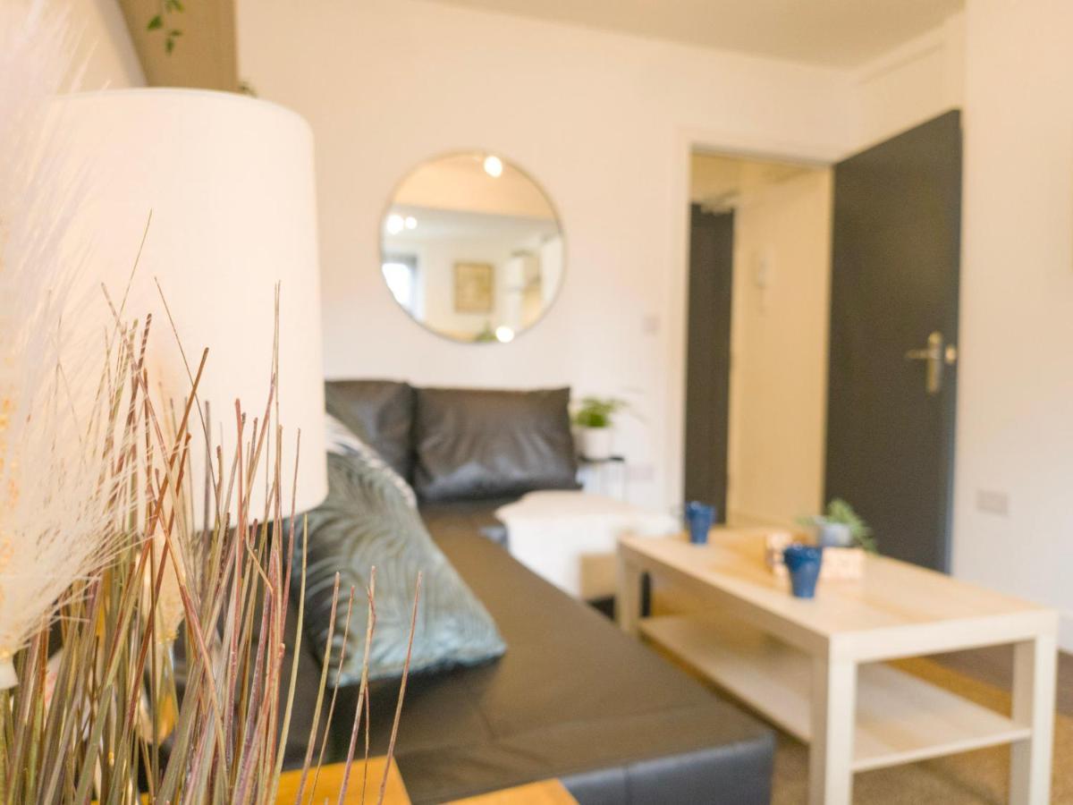Principality Suites - Two Bed Apartment By Property Promise Кардиф Екстериор снимка