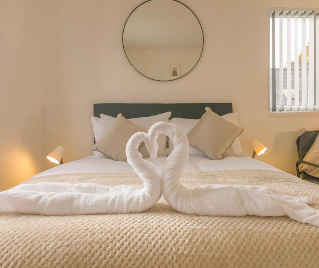 Principality Suites - Two Bed Apartment By Property Promise Кардиф Екстериор снимка